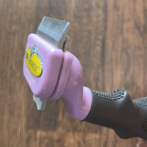 FURminator Long Hair Deshedding Grooming Tool 1.75” blade. - Picture 3 of 6